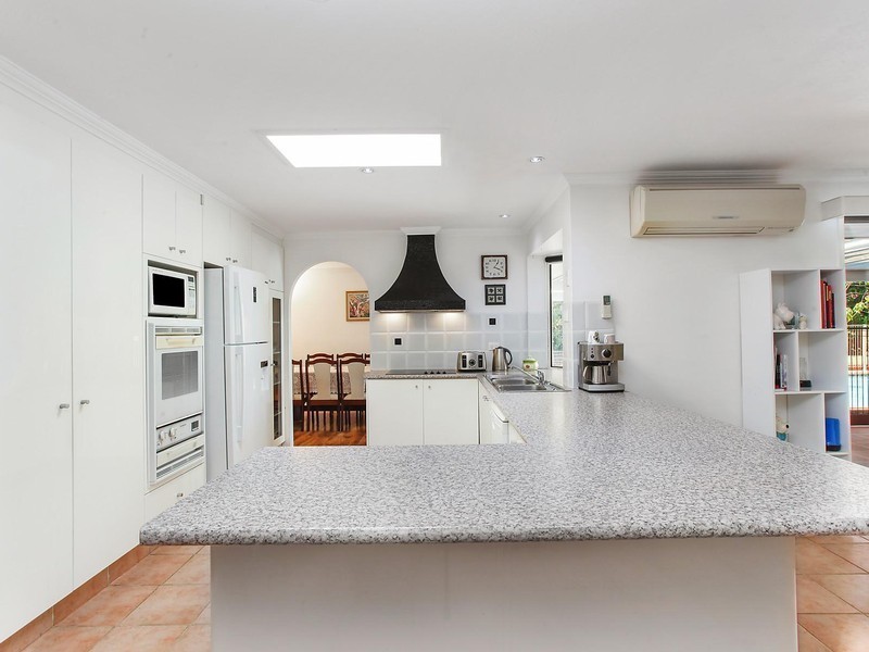 9 Sumach Place, Palm Beach QLD 4221