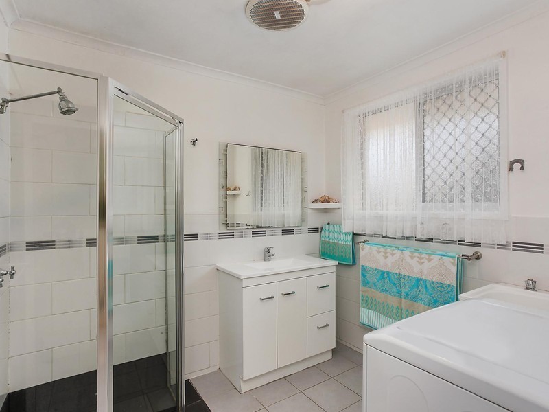 4/11 Rosewood Avenue, Broadbeach QLD 4218