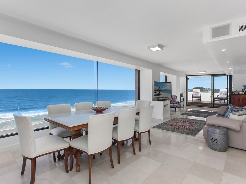 11/2 Lavarack Road, Mermaid Beach QLD 4218