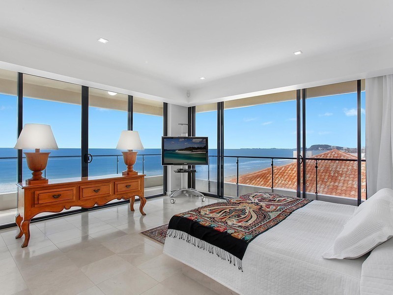 11/2 Lavarack Road, Mermaid Beach QLD 4218