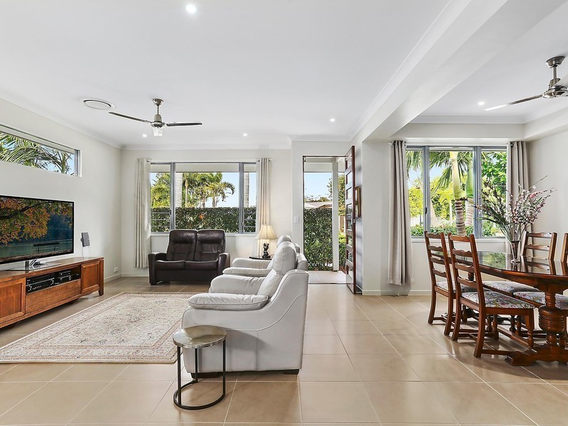 131/299 Napper Road, Arundel QLD 4214