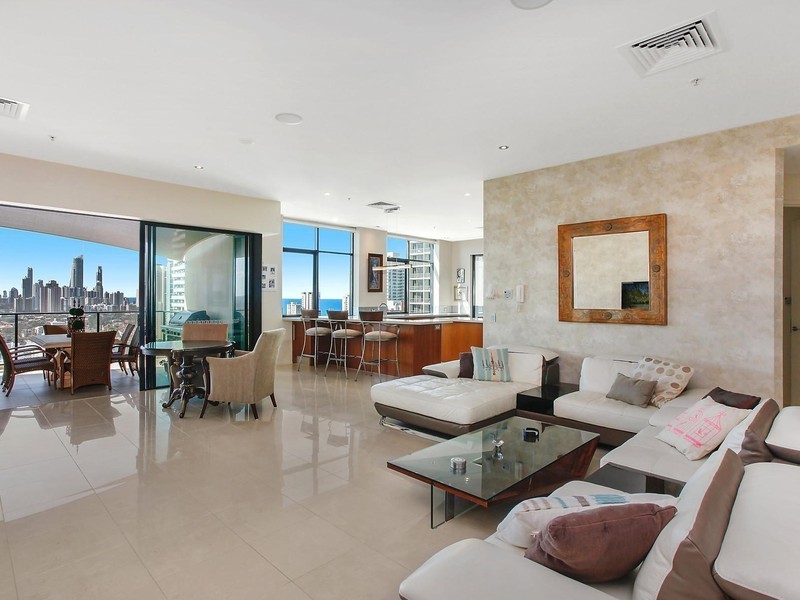 72 Surf Parade, Broadbeach QLD 4218