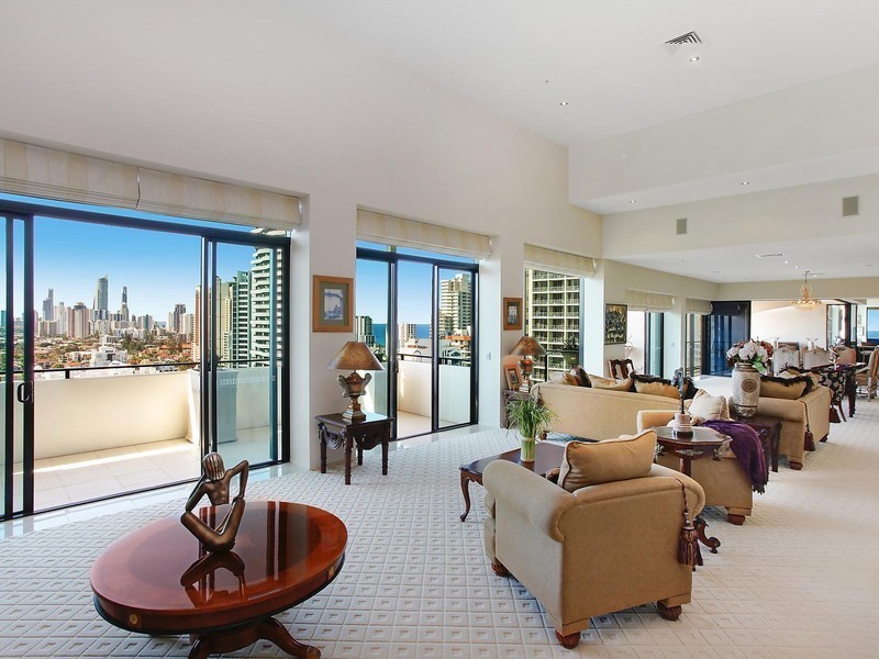 72 Surf Parade, Broadbeach QLD 4218