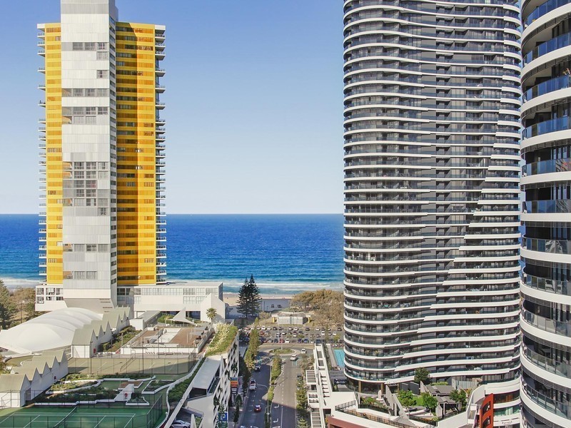 72 Surf Parade, Broadbeach QLD 4218