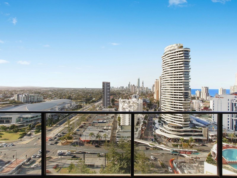 72 Surf Parade, Broadbeach QLD 4218
