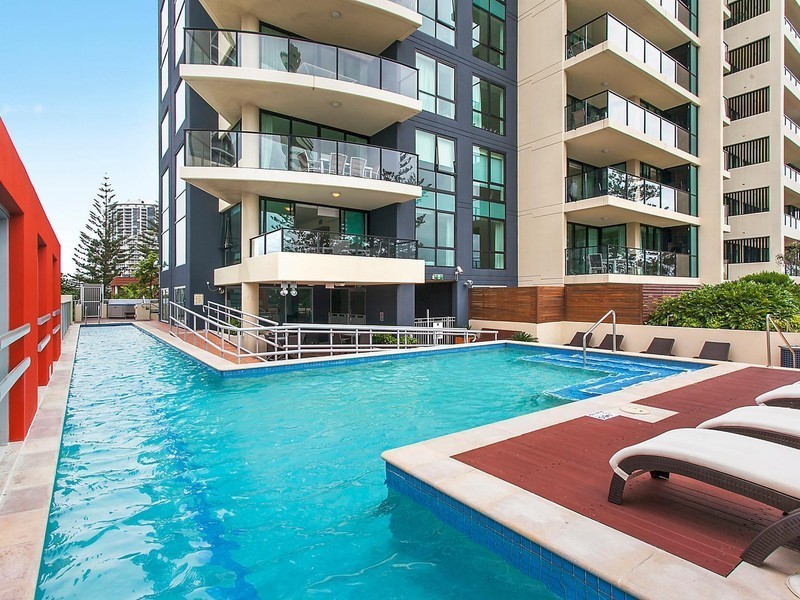 72 Surf Parade, Broadbeach QLD 4218