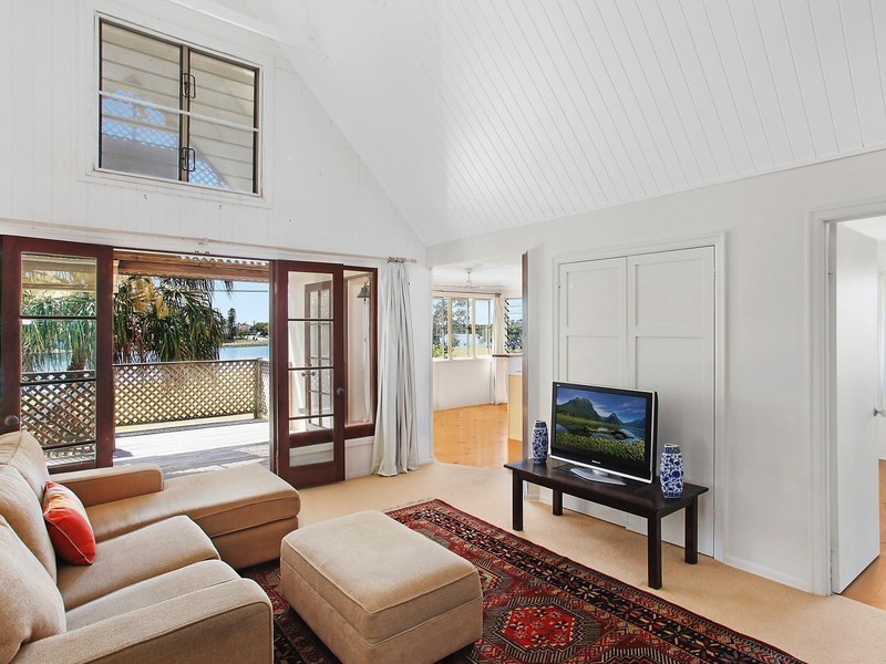 72 Coombe Avenue, Hope Island QLD 4212