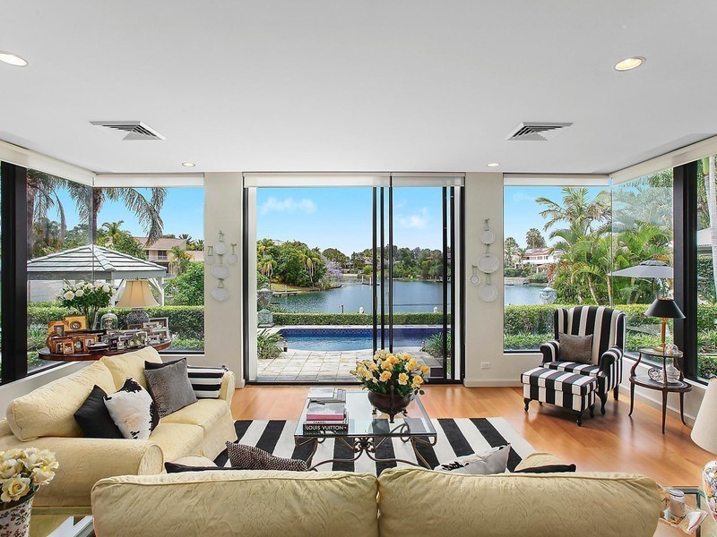 31 Campbell Street, Sorrento QLD 4217