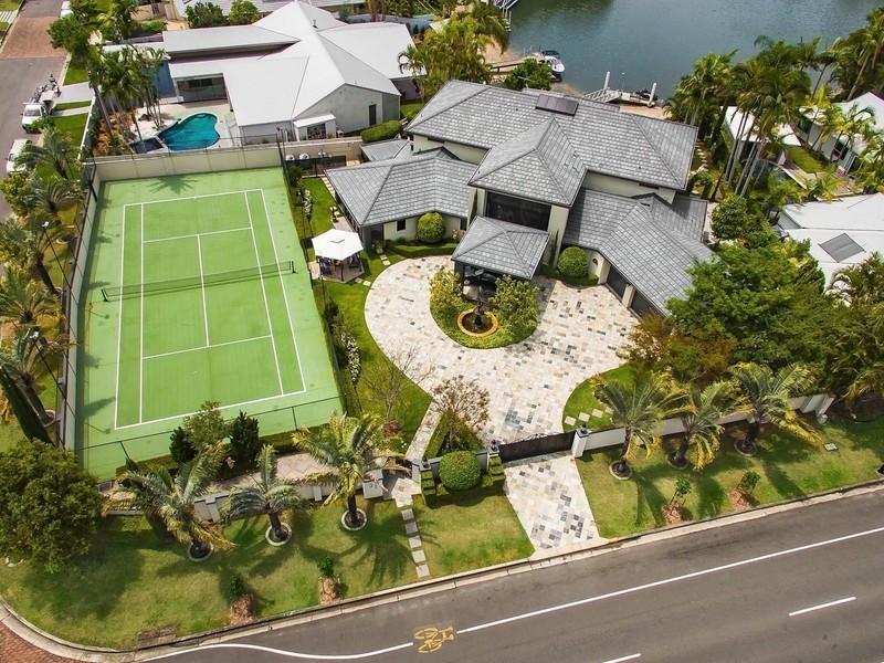 31 Campbell Street, Sorrento QLD 4217
