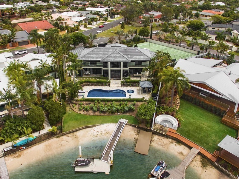 31 Campbell Street, Sorrento QLD 4217