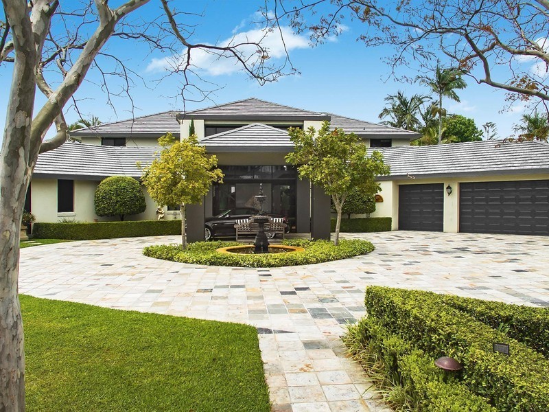 31 Campbell Street, Sorrento QLD 4217
