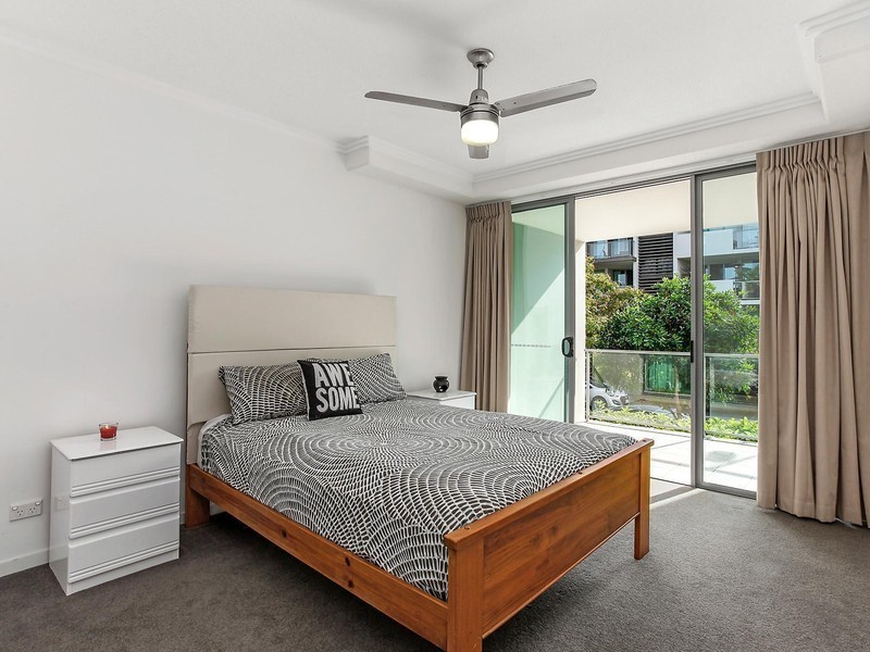 18/1 Gaven Crescent, Mermaid Beach QLD 4218