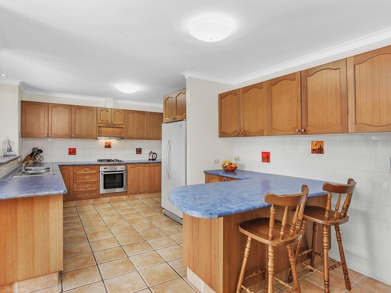 42 Village High Road, Benowa Waters QLD 4217