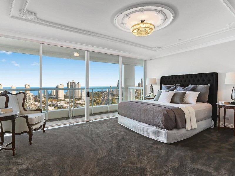 B27-1/75 Brighton Parade, Southport QLD 4215