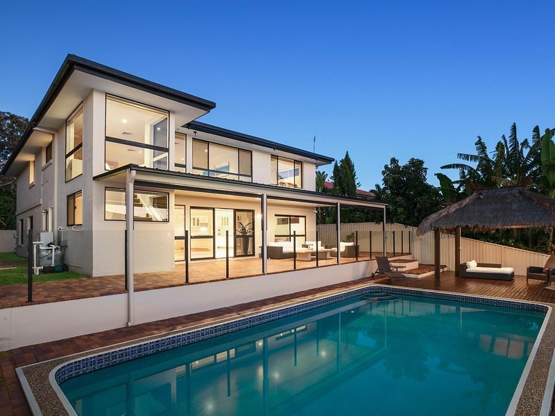 34 Gibraltar Drive, Isle Of Capri QLD 4217