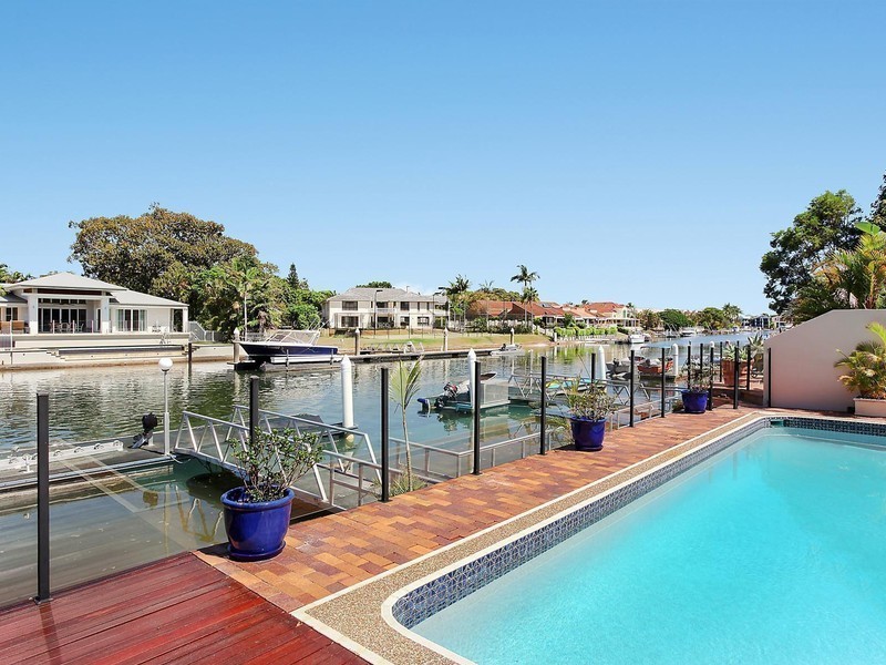 34 Gibraltar Drive, Isle Of Capri QLD 4217