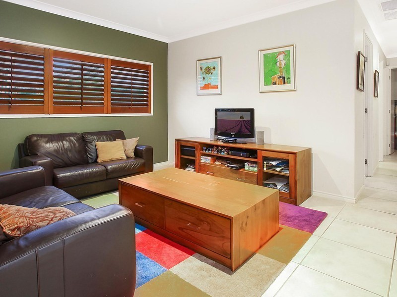 29 Lagoon Park Drive, Maudsland QLD 4210