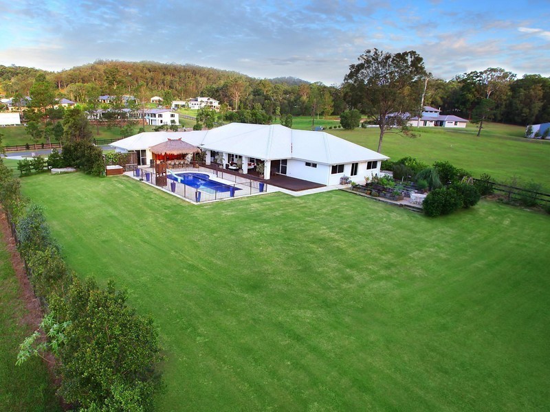 29 Lagoon Park Drive, Maudsland QLD 4210