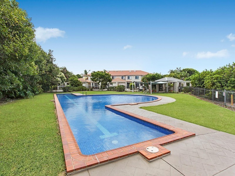 50/1 Bronberg Court, Southport QLD 4215