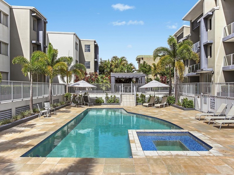 5/2329 Gold Coast Highway, Mermaid Beach QLD 4218