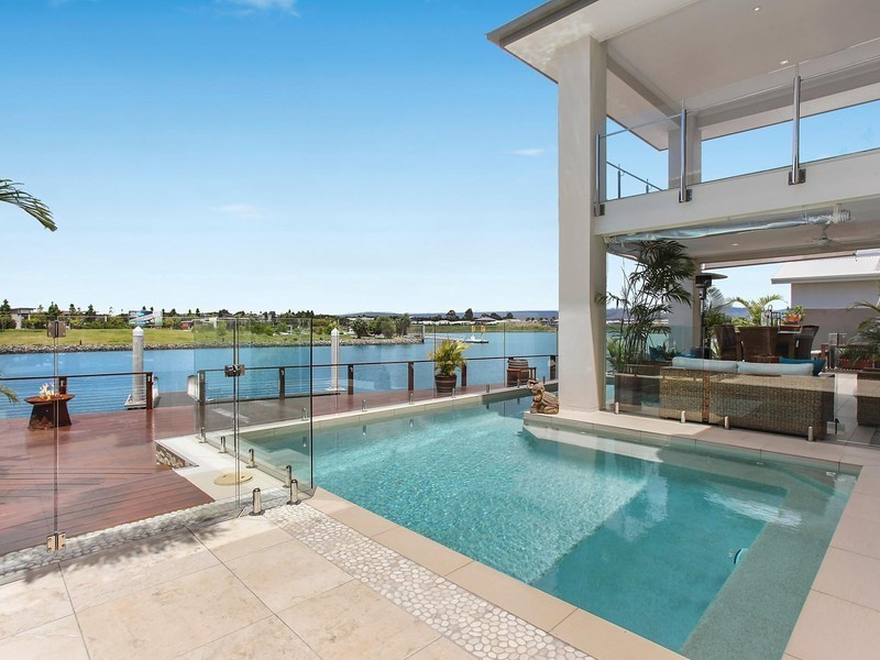 68 Palladium Boulevard, Hope Island QLD 4212