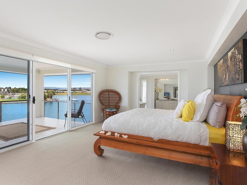 68 Palladium Boulevard, Hope Island QLD 4212