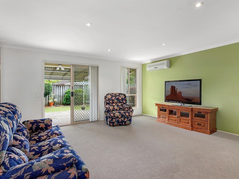 28 Ballerina Street, Burleigh Waters QLD 4220