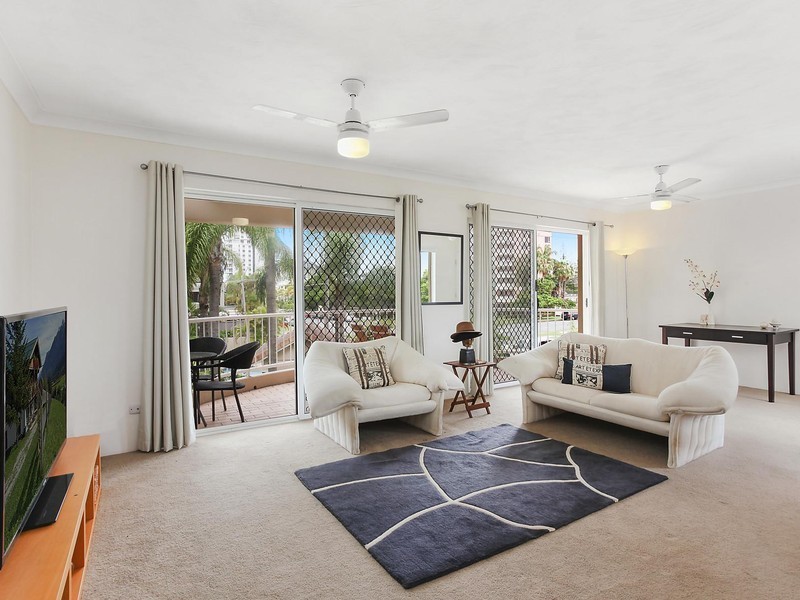 6/29 Australia Avenue, Broadbeach QLD 4218
