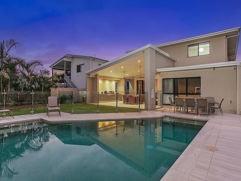 39 Lakelands Drive, Merrimac QLD 4226