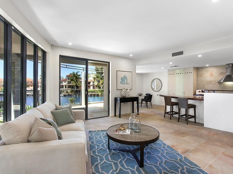 29 Istana View, Clear Island Waters QLD 4226