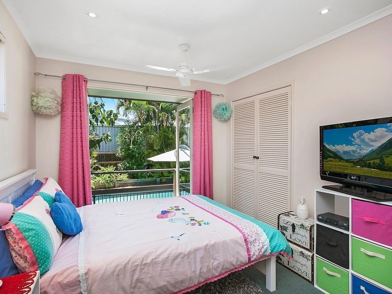 216 Benowa Road, Benowa QLD 4217