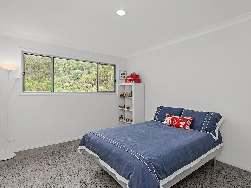 2 Yallanbee Court, Wongawallan QLD 4210