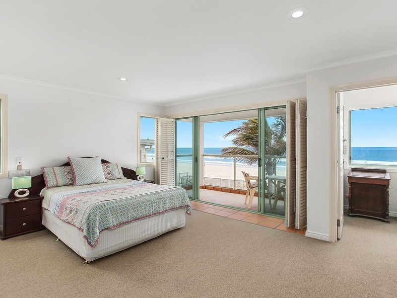 237 Jefferson Lane, Palm Beach QLD 4221