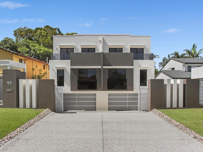 19 Wells Street, Southport QLD 4215