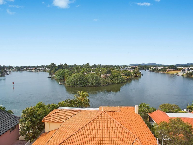19 Donegal Crescent, Sorrento QLD 4217