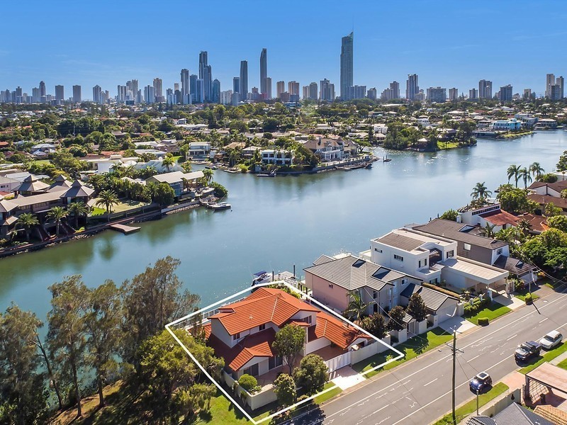 167 Monaco Street, Broadbeach Waters QLD 4218