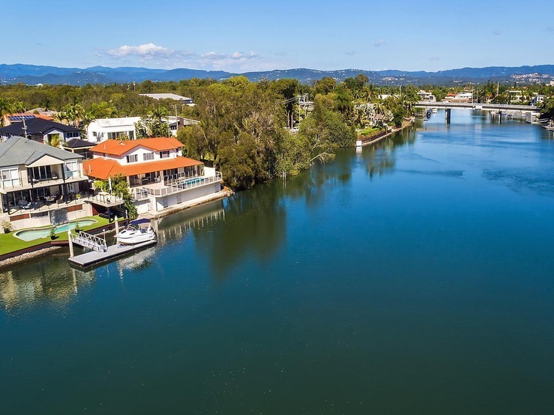 167 Monaco Street, Broadbeach Waters QLD 4218