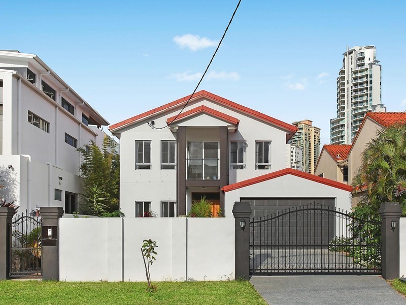 51 Stanhill Drive, Chevron Island QLD 4217