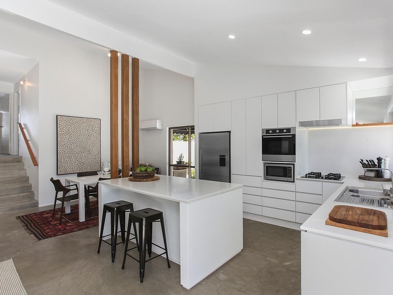 8/9 Freyburg Street, Sorrento QLD 4217