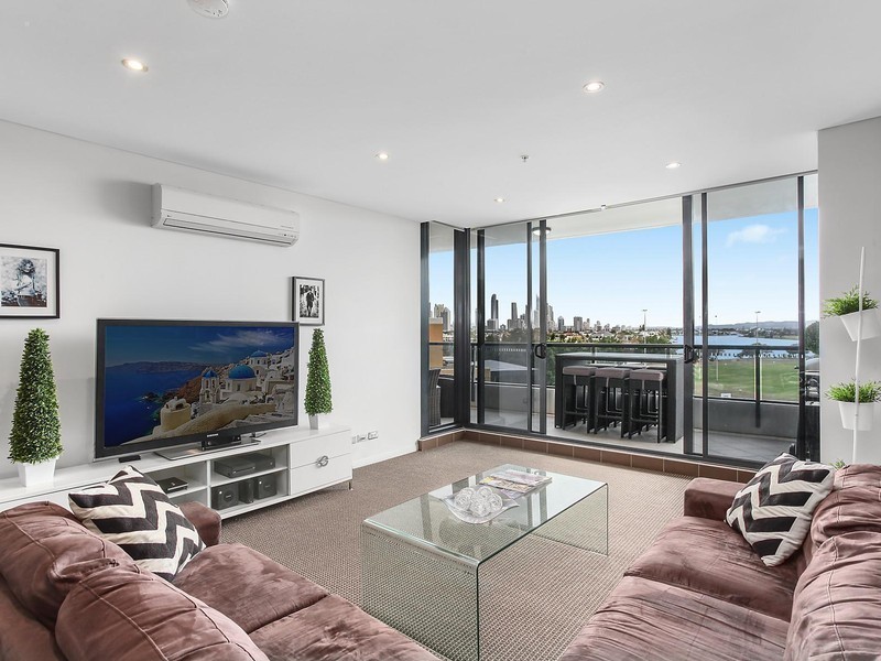 805/2 Aqua Street, Southport QLD 4215