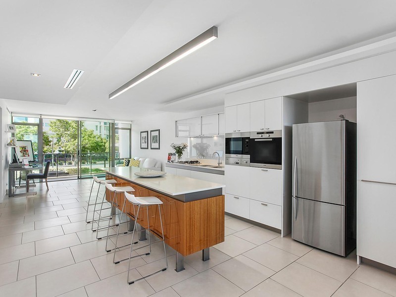 29205/2 Ephraim Island Parade, Paradise Point QLD 4216