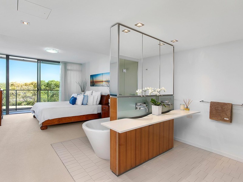 29205/2 Ephraim Island Parade, Paradise Point QLD 4216