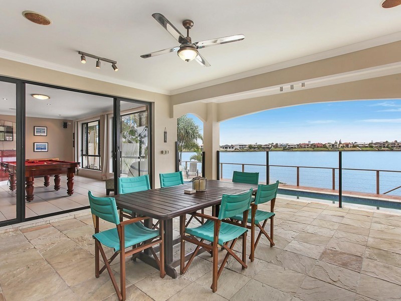 112 Sir Bruce Small Boulevard, Benowa Waters QLD 4217