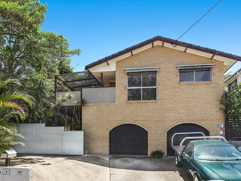 2075 Gold Coast Highway, Miami QLD 4220