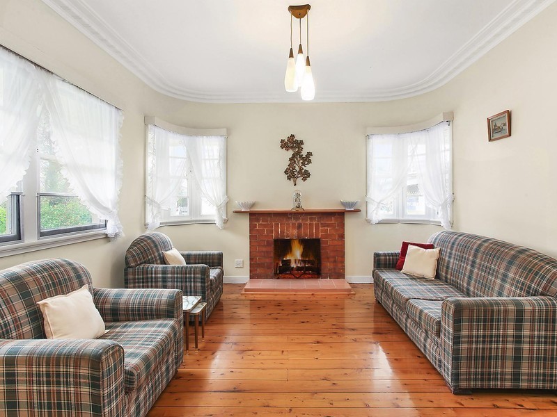 204 Surf Parade, Surfers Paradise QLD 4217