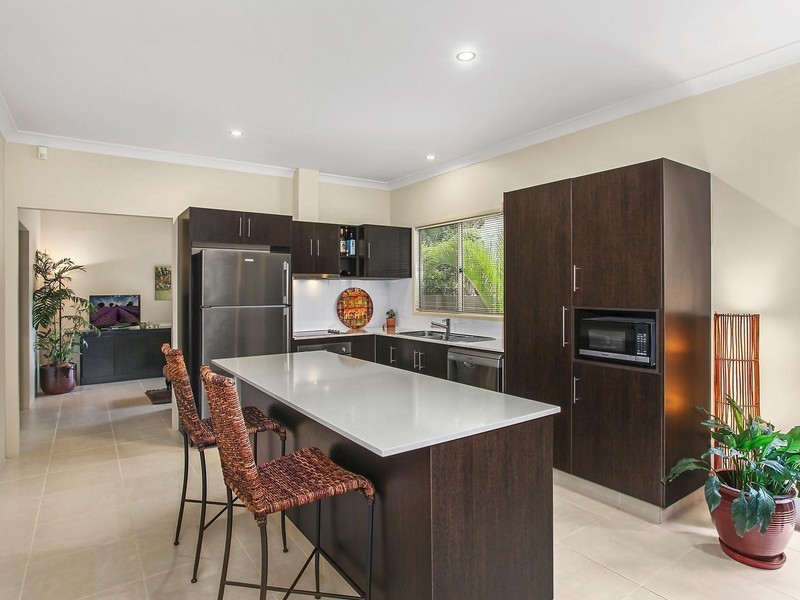 31 Sydney Street, Labrador QLD 4215