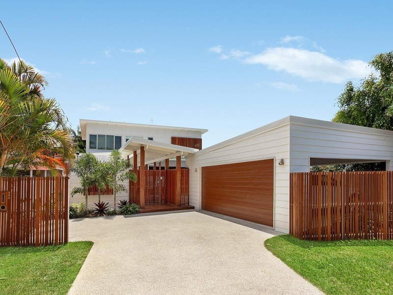 949 Gold Coast Highway, Palm Beach QLD 4221