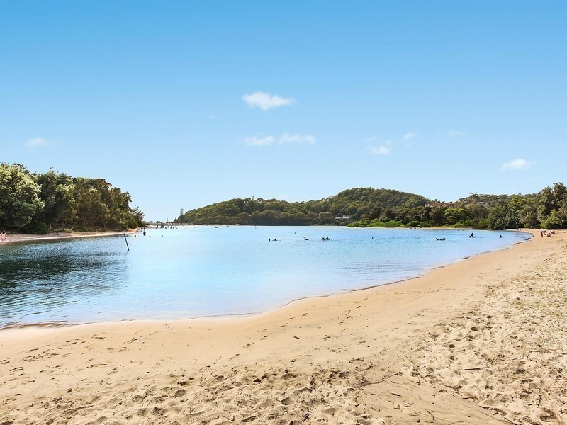 949 Gold Coast Highway, Palm Beach QLD 4221