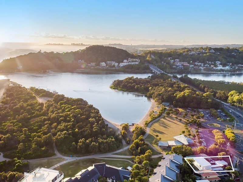 949 Gold Coast Highway, Palm Beach QLD 4221