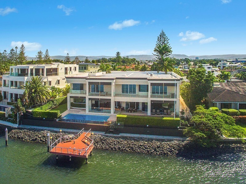 41 The Promenade, Isle Of Capri QLD 4217